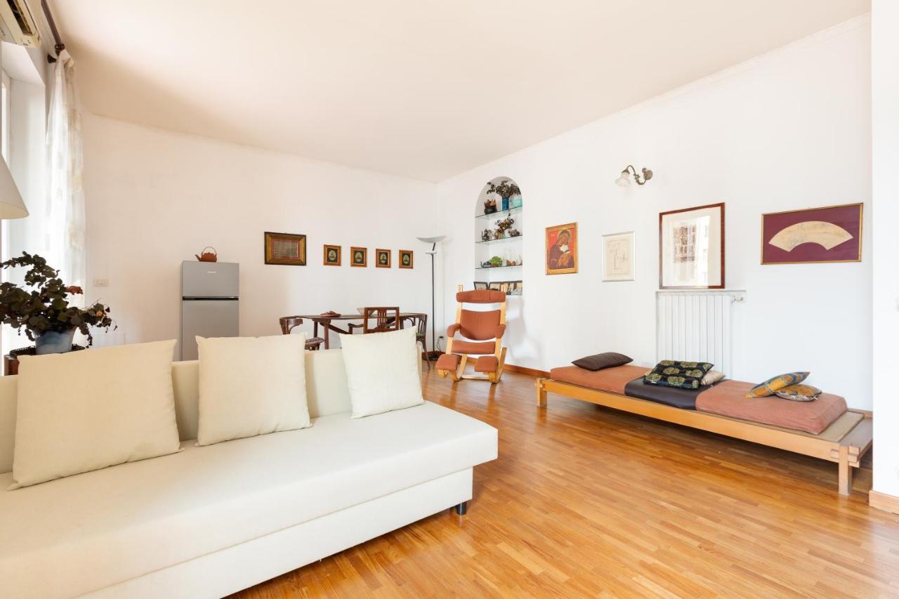 Cozy Apt With Balcony - Porta Romana District Milánó Kültér fotó