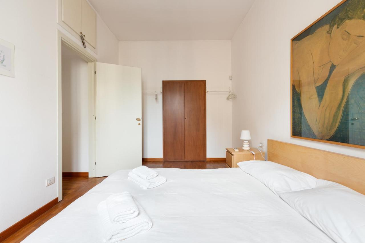 Cozy Apt With Balcony - Porta Romana District Milánó Kültér fotó